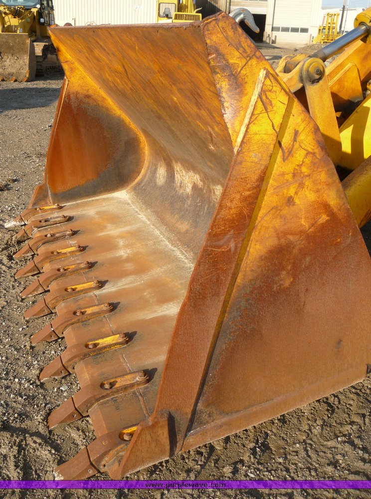 image for item 4207 John Deere 644B wheel loader