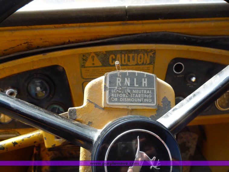 image for item 4207 John Deere 644B wheel loader