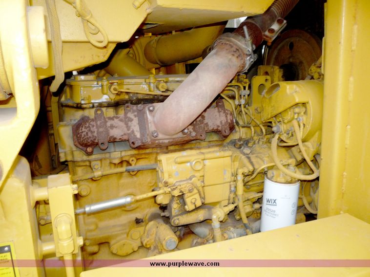 image for item 4225 1986 Caterpillar 943 trackloader