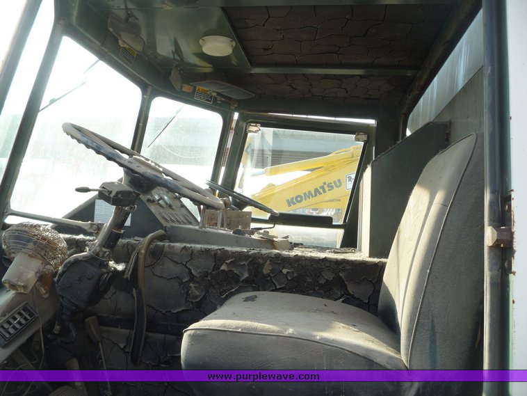 image for item 4248 FMC Model 12 street sweeper