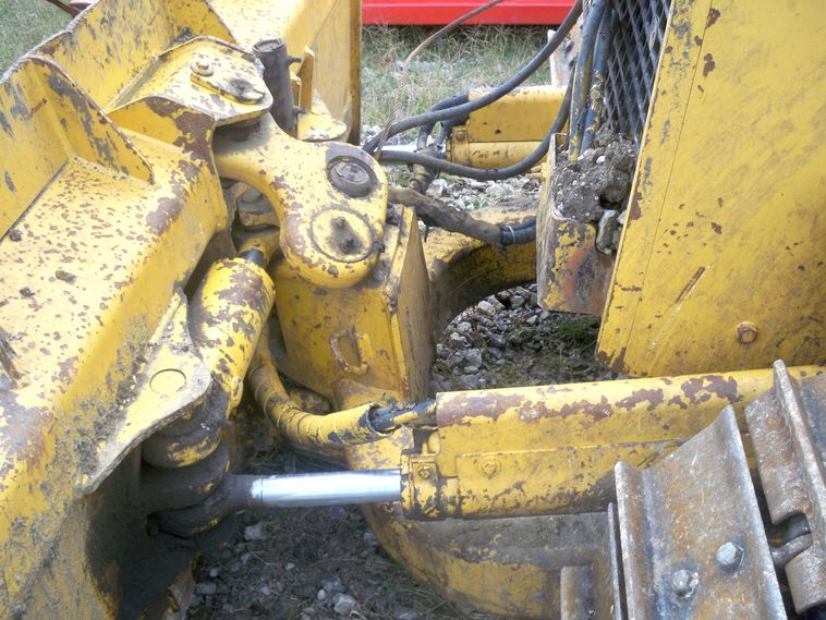 image for item 4325 John Deere 650G IV crawler tractor