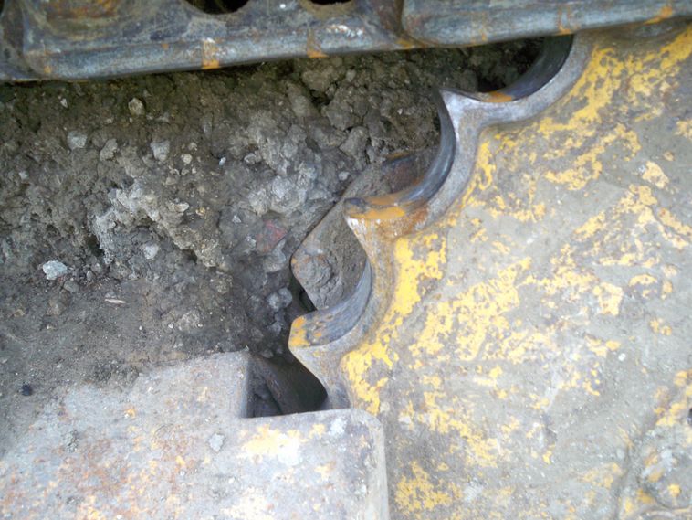 image for item 4325 John Deere 650G IV crawler tractor