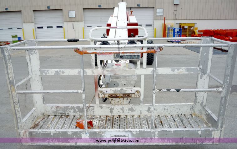 image for item 5080 1999 Snorkel TB-A80RDZ boom lift