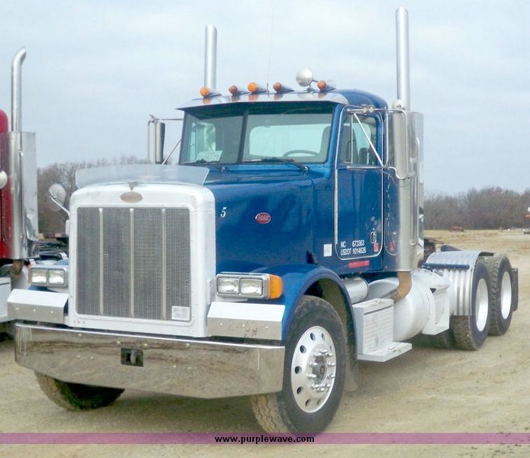 image for item 5150 1999 Peterbilt Conventional 378 semi truck