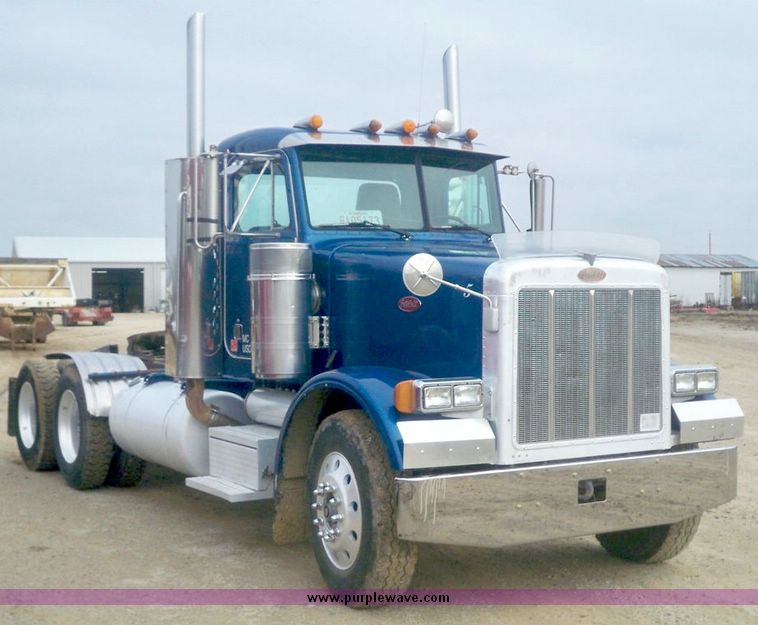 image for item 5150 1999 Peterbilt Conventional 378 semi truck