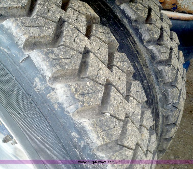 image for item 5150 1999 Peterbilt Conventional 378 semi truck