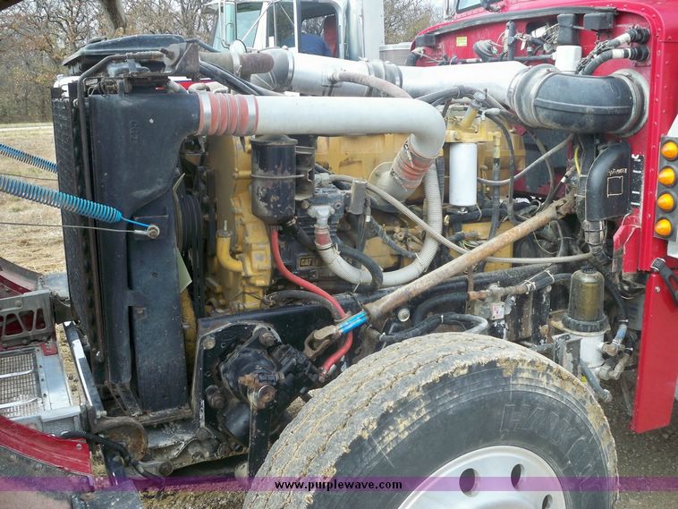 image for item 5151 1998 Peterbilt Conventional 379 semi truck