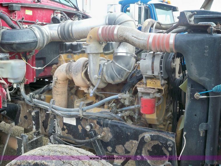 image for item 5151 1998 Peterbilt Conventional 379 semi truck