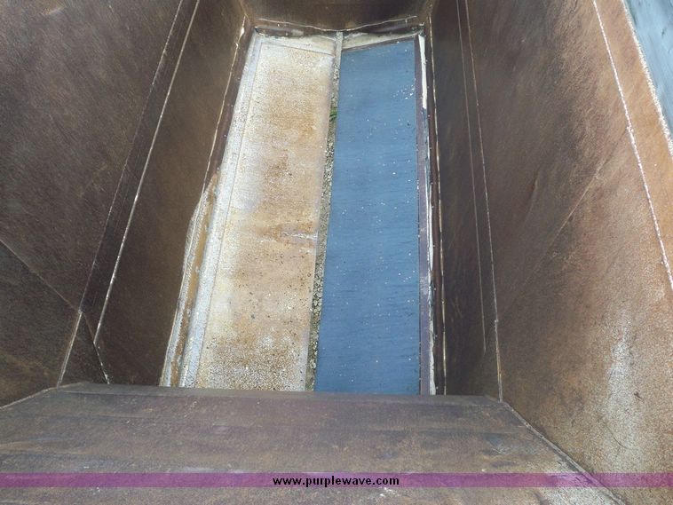 image for item 5159 2001 CPS belly trailer