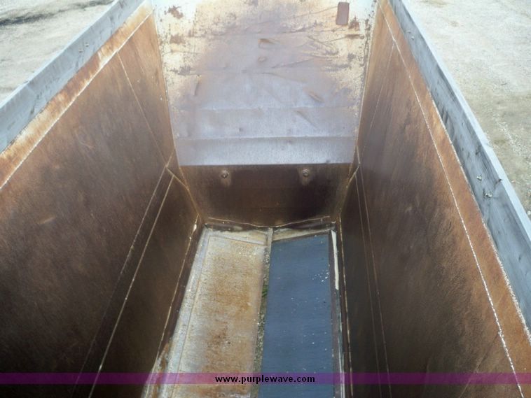 image for item 5159 2001 CPS belly trailer