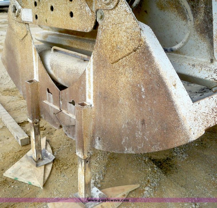 image for item 5160 1994 Trail King 40' belly dump trailer