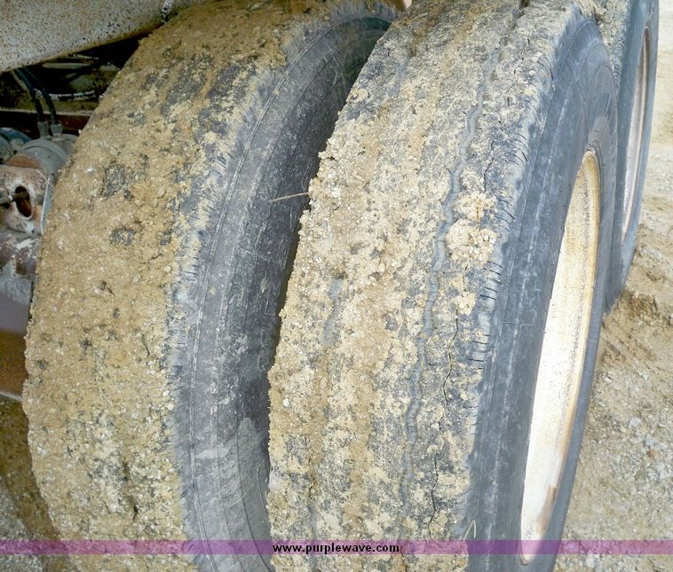 image for item 5160 1994 Trail King 40' belly dump trailer