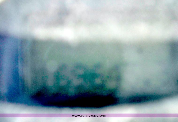 image for item 5170 1995 Volvo DD94 semi truck