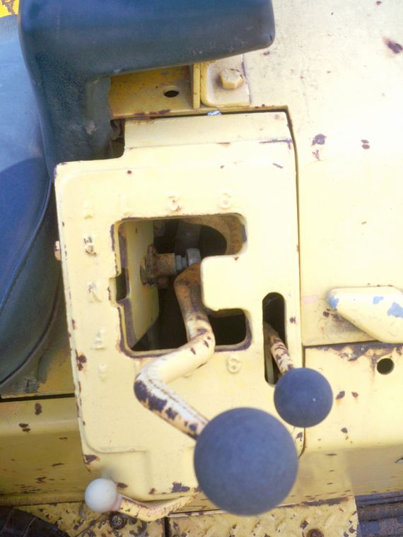 image for item 5194 John Deere 550B crawler tractor