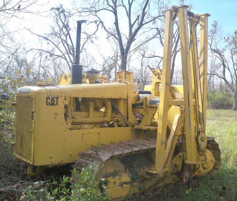 image for item 5195 Caterpillar D5B crawler tractor