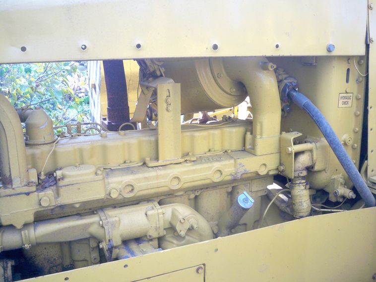 image for item 5195 Caterpillar D5B crawler tractor