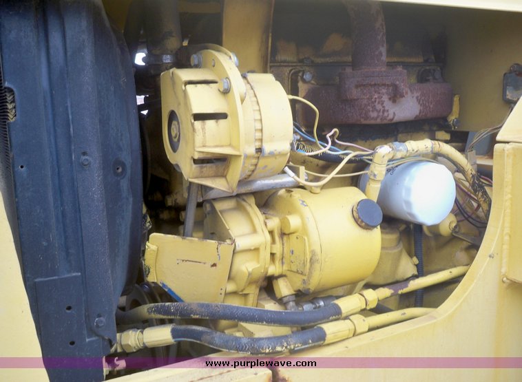 image for item 5258 Wiggins All Terrain forklift