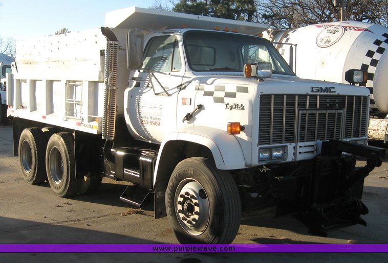 image for item 6419 1988 GMC Topkick ME6500 C7D064 tandem axle truck with 12' Doonan dump bed