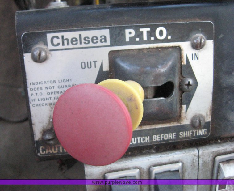 image for item 6419 1988 GMC Topkick ME6500 C7D064 tandem axle truck with 12' Doonan dump bed