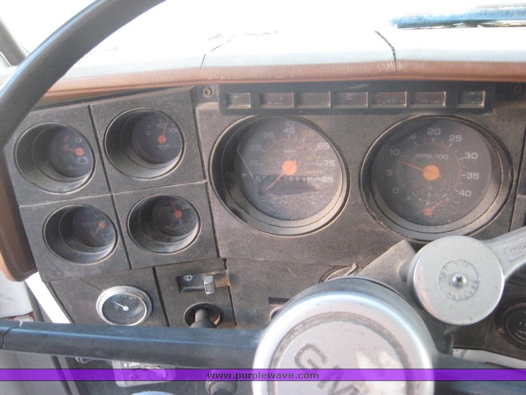 image for item 6419 1988 GMC Topkick ME6500 C7D064 tandem axle truck with 12' Doonan dump bed