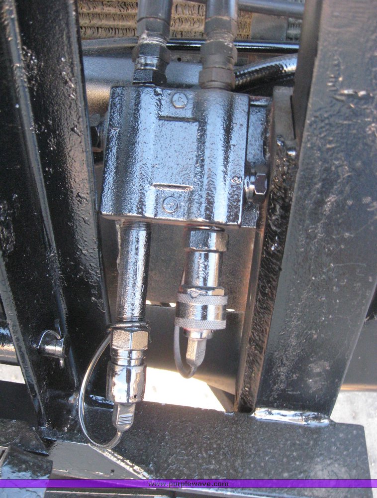 image for item 6419 1988 GMC Topkick ME6500 C7D064 tandem axle truck with 12' Doonan dump bed