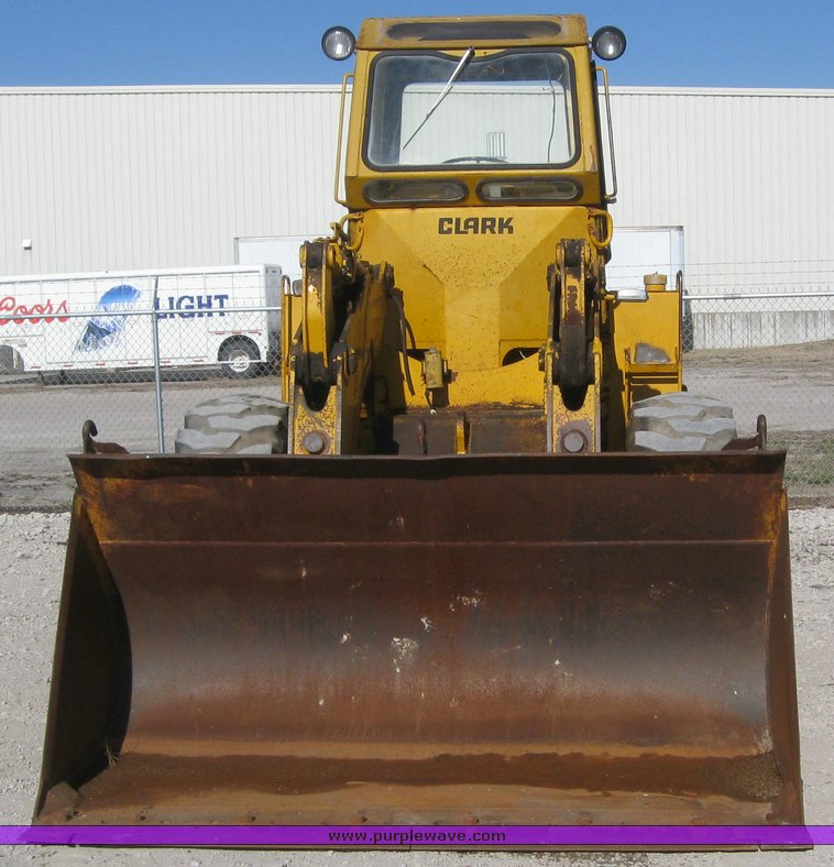 image for item 6595 Clark Michigan 55B rubber tired wheel loader