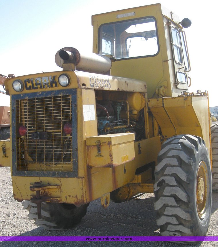 image for item 6595 Clark Michigan 55B rubber tired wheel loader