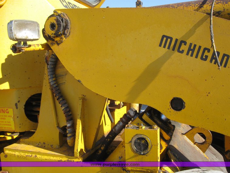 image for item 6595 Clark Michigan 55B rubber tired wheel loader