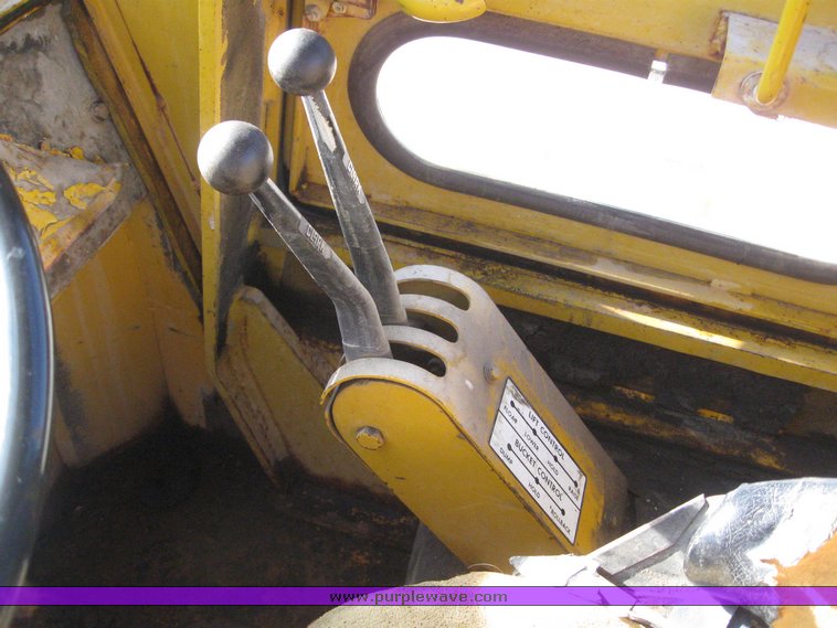 image for item 6595 Clark Michigan 55B rubber tired wheel loader