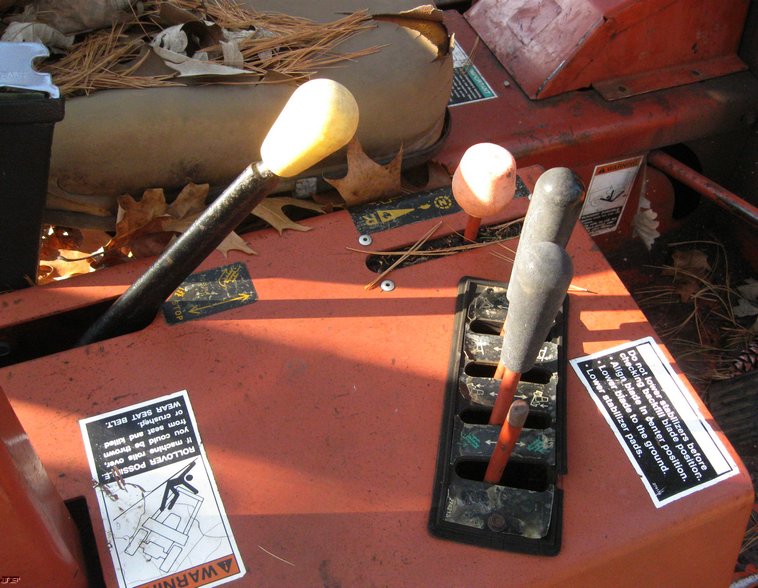 image for item 6612 1997 Ditch Witch 3610 wheeled trencher