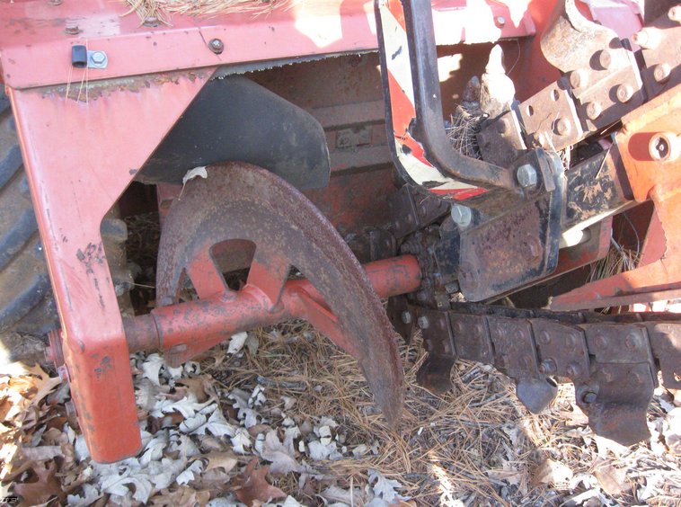image for item 6612 1997 Ditch Witch 3610 wheeled trencher