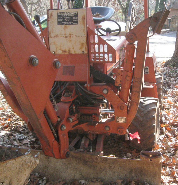 image for item 6612 1997 Ditch Witch 3610 wheeled trencher
