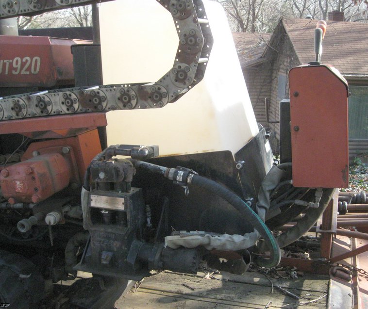 image for item 6613 1997 Ditch Witch JT-920 directional drill with trailer