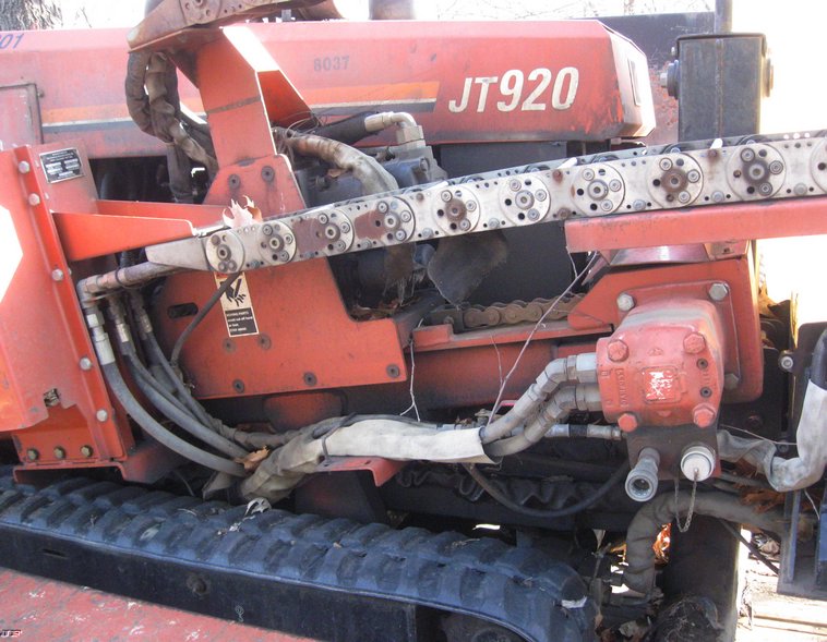 image for item 6613 1997 Ditch Witch JT-920 directional drill with trailer