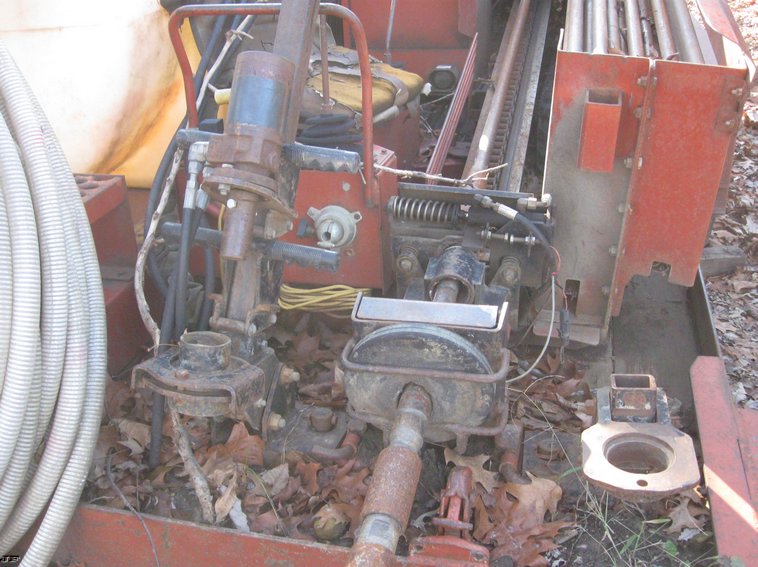 image for item 6613 1997 Ditch Witch JT-920 directional drill with trailer