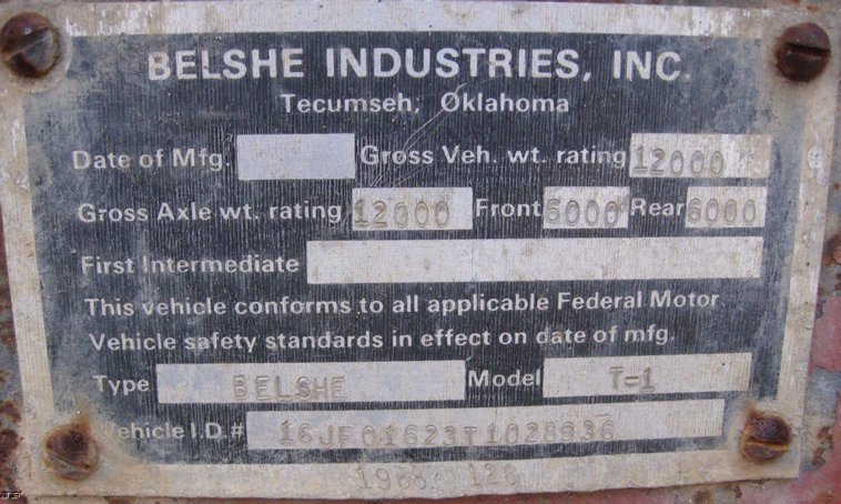 image for item 6613 1997 Ditch Witch JT-920 directional drill with trailer