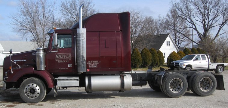 image for item 6658 2006 Western Star semi truck
