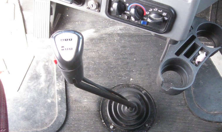 image for item 6658 2006 Western Star semi truck