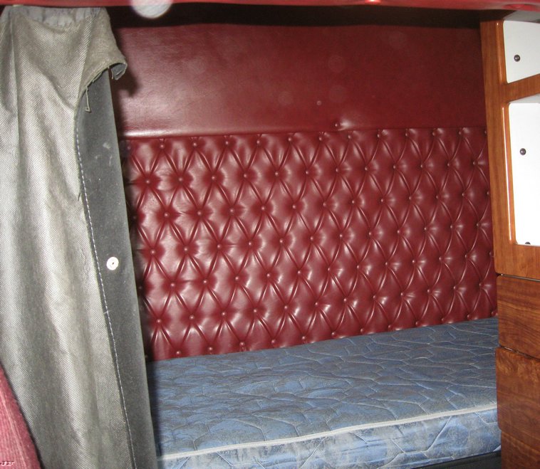 image for item 6658 2006 Western Star semi truck