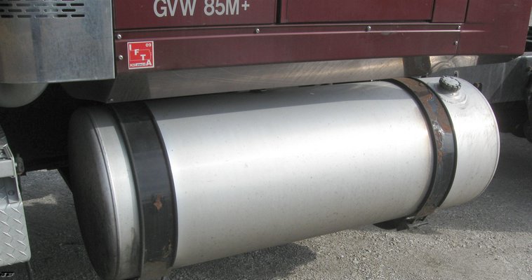 image for item 6658 2006 Western Star semi truck