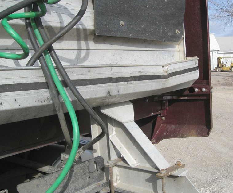 image for item 6658 2006 Western Star semi truck