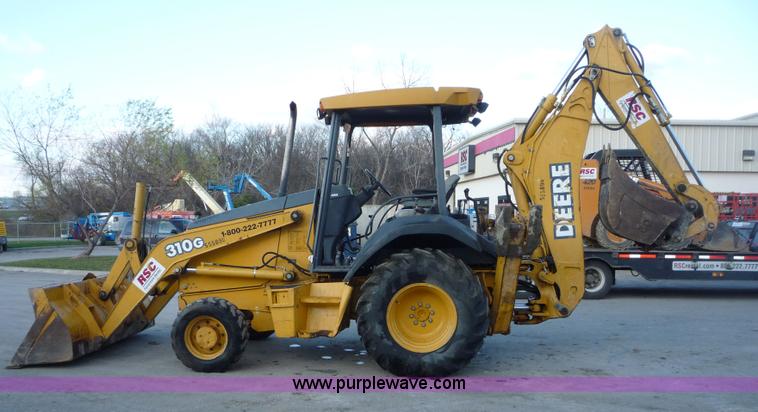 image for item 4250 2005 John Deere 310G MFWD loader backhoe