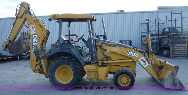 image for item 4250 2005 John Deere 310G MFWD loader backhoe