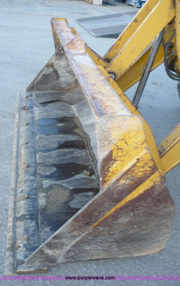 image for item 4250 2005 John Deere 310G MFWD loader backhoe