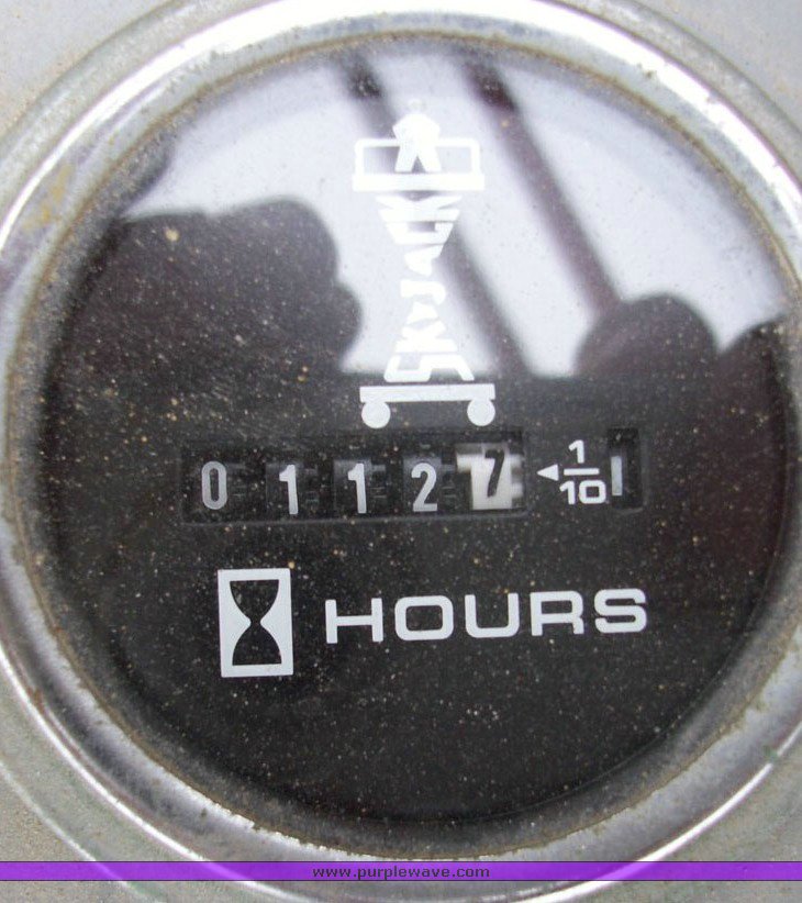 image for item 5009 2005 Skyjack SJ III 3219 scissor lift