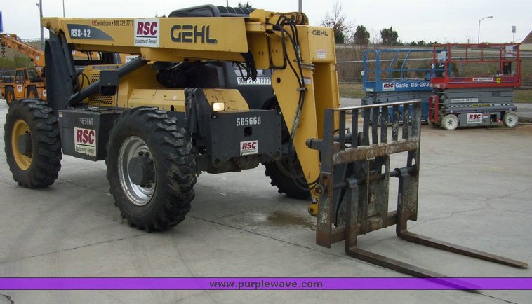 image for item 5010 2005 Gehl RS8-42 telehandler