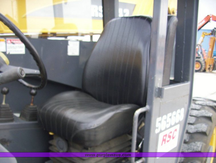 image for item 5010 2005 Gehl RS8-42 telehandler