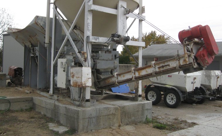 image for item 5952 1983 Cemen-tech CMS-100 cement dispenser