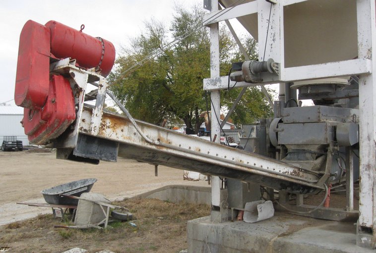 image for item 5952 1983 Cemen-tech CMS-100 cement dispenser