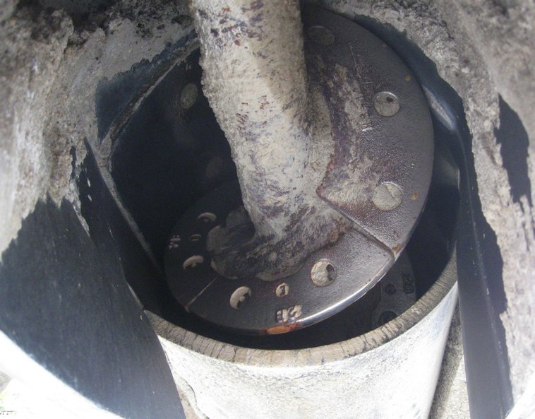 image for item 5952 1983 Cemen-tech CMS-100 cement dispenser